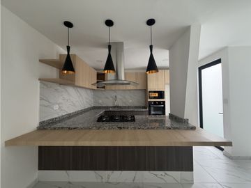 VENTA DE CASA EN PLAZA SAN PEDRO CHOLULA