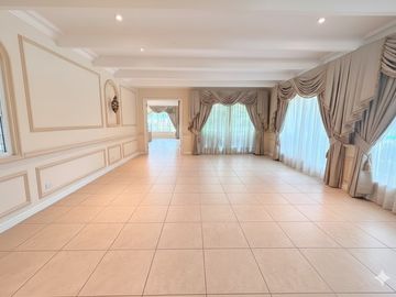 VIVE EL LUJO EN PIRQUE, 5000MT2, JARDIN Y CONFORT TOTAL