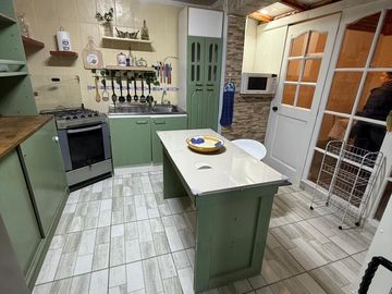 HERMOSA Y AMPLIA CASA EN ARRIENDO