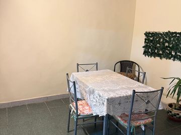 HERMOSA Y AMPLIA CASA EN ARRIENDO
