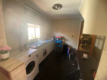 HERMOSA CASA CON GRAN COMEDOR Y SALA DE ESTAR