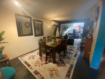 HERMOSA CASA CON GRAN COMEDOR Y SALA DE ESTAR