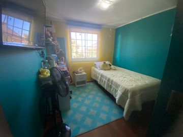 HERMOSA CASA CON GRAN COMEDOR Y SALA DE ESTAR