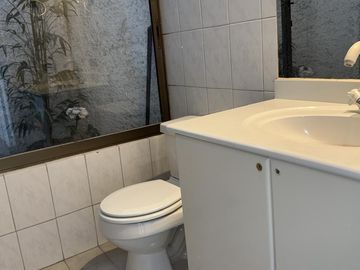 CASA FAMILIAR 5D LO BARNECHEA 4200 M2 PISCINA