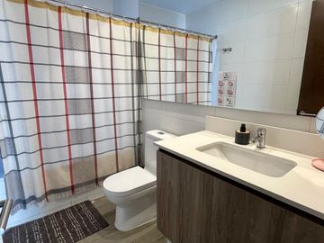HERMOSA CASA NEOCHILENA EN VENTA, PIEDRA ROJA, CHICUREO