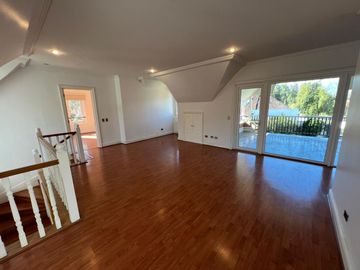 CASA REMODELADA SANTUARIO DEL VALLE 5D PISCINA JARDIN