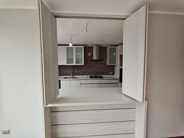 ESTRENA UNA CASA NUNCA HABITADA EN SANTA ELENA, CHICUREO