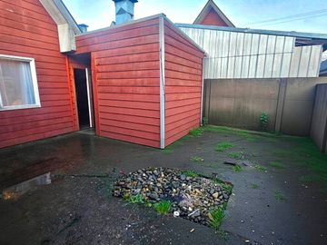 CASA FAMILIAR EN EXCELENTE SECTOR BOSQUE ENTRE RÍOS