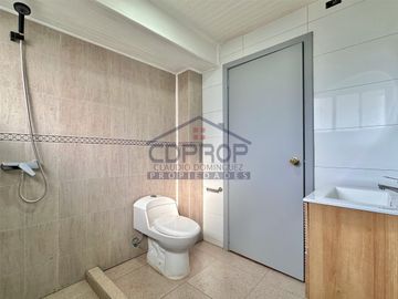 ALTO POTENCIAL, VISTA AL MAR, CASA REMODELADA CENTRO ANCUD