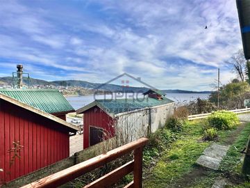 ALTO POTENCIAL, VISTA AL MAR, CASA REMODELADA CENTRO ANCUD