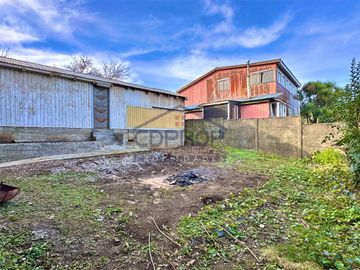 ALTO POTENCIAL, VISTA AL MAR, CASA REMODELADA CENTRO ANCUD