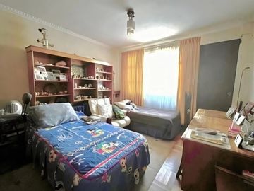 CASA EN LAS CONDES 4D 3B, METRO HERNANDO DE MAGALLANES