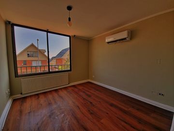 VENTA CASA 4HAB 3BA LA FLORIDA