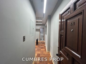 OFICINA 60M2 METRO U DE CHILE PLANTA LIBRE