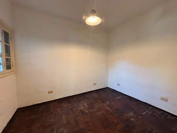 Departamento Tipo Casa en alquiler en Wilde Centro