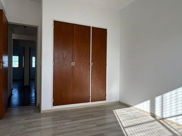VENTA 4 AMB C/COCHERA EN FLORES