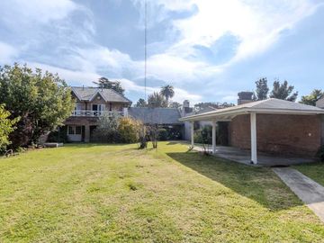 EXCELENTE CASA CHALET 6 AMBIENTES EN ADROGUE