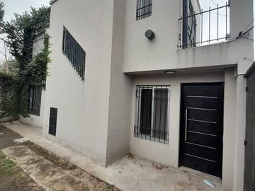 Duplex en alquiler en Parque Quirno
