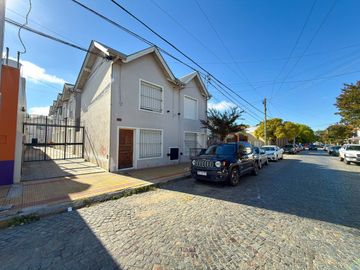 VENTA DEPTO. CENTRICO EN COMPLEJO 1 DOR-DUPLEX
