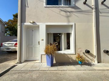 VENTA DEPTO. CENTRICO EN COMPLEJO 1 DOR-DUPLEX
