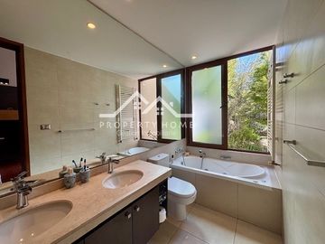 CANQUEN 4 DORM + ESCRITORIO + SERVICIO + PISCINA Y QUINCHO