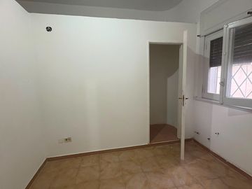 Departamento Tipo Casa en alquiler en Lanus Este