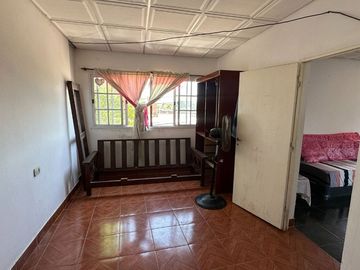VENTA CASA 268M2 - 10 AMB – EL CARMEN