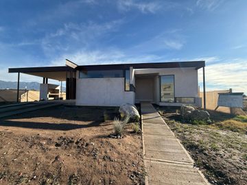 CASA EN VENTA BARRIO TERRAZAS PARK VISTALBA