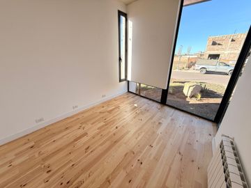 CASA EN VENTA BARRIO TERRAZAS PARK VISTALBA