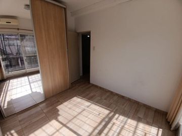 DEPARTAMENTO 2 DORMITORIOS APTO CRÉDITO ESCALERA