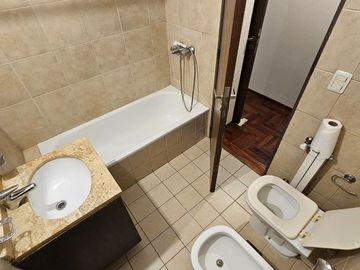 VENTA DEPTO 2 DORM EN NUEVA CORDOBA CON BALCON