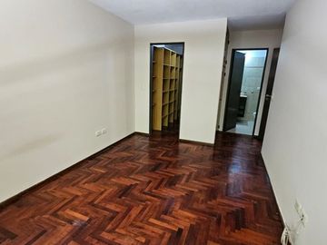 VENTA DEPTO 2 DORM EN NUEVA CORDOBA CON BALCON