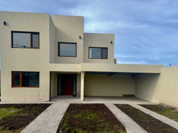 VENTA CASA 5AMB A ESTRENAR - ATLANTIDA STA. CLARA