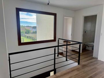 VENTA CASA 5AMB A ESTRENAR - ATLANTIDA STA. CLARA