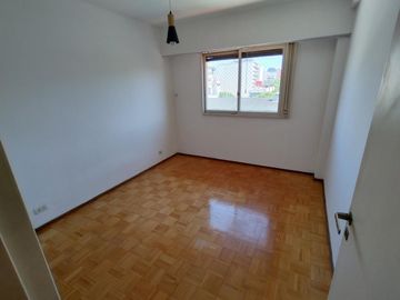 VENTA 4 AMB 2 BAÑOS LIVING 3 HAB CON PLACARD