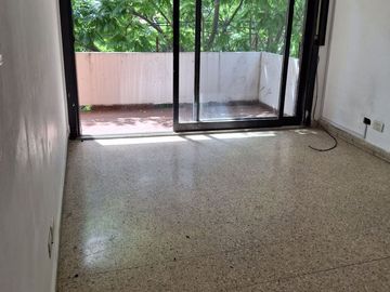 Depto 3 amb fte, bcon, toil 69m2 - Pque Chacabuco