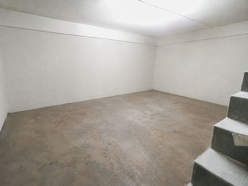DEPÓSITO Ó LOCAL COMERCIAL 135 M2 CON SÓTANO