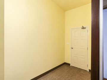 DEPÓSITO Ó LOCAL COMERCIAL 135 M2 CON SÓTANO