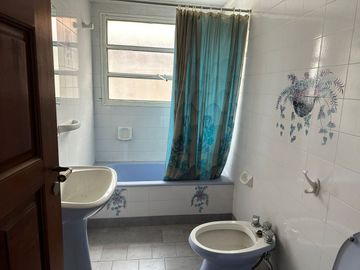 VENTA CASA QUINTA 4 AMB INVERSOR PILAR GRAN LOTE