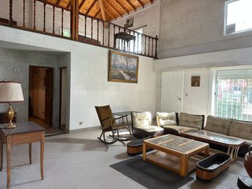 VENTA CASA QUINTA 4 AMB INVERSOR PILAR GRAN LOTE