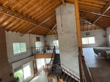 VENTA CASA QUINTA 4 AMB INVERSOR PILAR GRAN LOTE