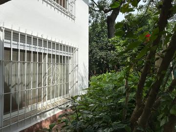 VENTA CASA QUINTA 4 AMB INVERSOR PILAR GRAN LOTE