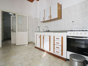 VENTA PH-SAN TELMO -A RECICLAR - APTO- Cto.-PROF.