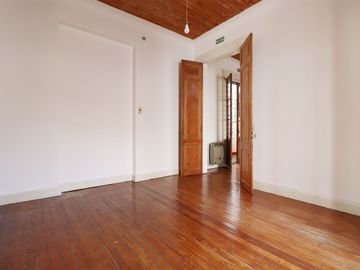VENTA PH-SAN TELMO -A RECICLAR - APTO- Cto.-PROF.