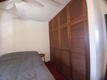 Venta casa 5 amb, jardín, cochera parrilla Olivos