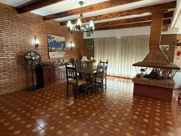 VENTA CASA 4 AMBIENTES VILLA SARMIENTO