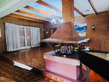 VENTA CASA 4 AMBIENTES VILLA SARMIENTO