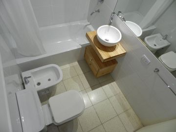 VENTA DEPTO 2 AMB. EN CHACARITA - APTO CRÉDITO