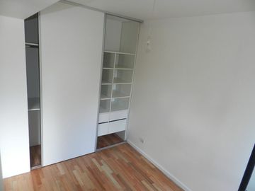 VENTA DEPTO 2 AMB. EN CHACARITA - APTO CRÉDITO