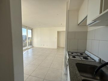 VENTA 2 AMBIENTES 50M2  VICTORIA BALCON